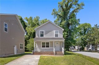 16 Lacrosse St, Hampton, VA 23663