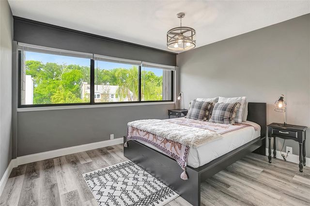 312 S RIVERHILLS DRIVE, Tampa, FL 33617