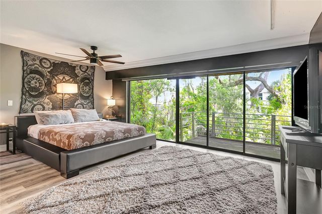 312 S RIVERHILLS DRIVE, Tampa, FL 33617