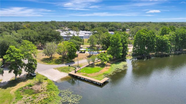 312 S RIVERHILLS DRIVE, Tampa, FL 33617