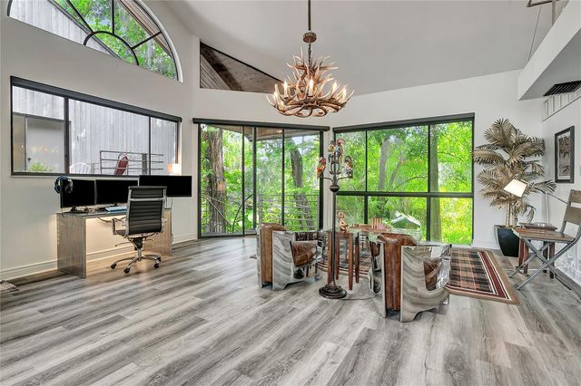 312 S RIVERHILLS DRIVE, Tampa, FL 33617