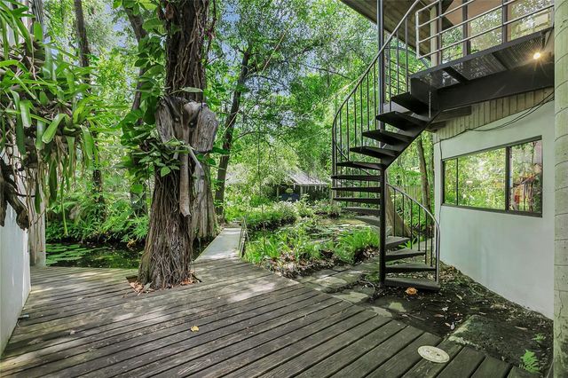 312 S RIVERHILLS DRIVE, Tampa, FL 33617