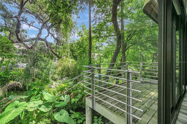 312 S RIVERHILLS DRIVE, Tampa, FL 33617
