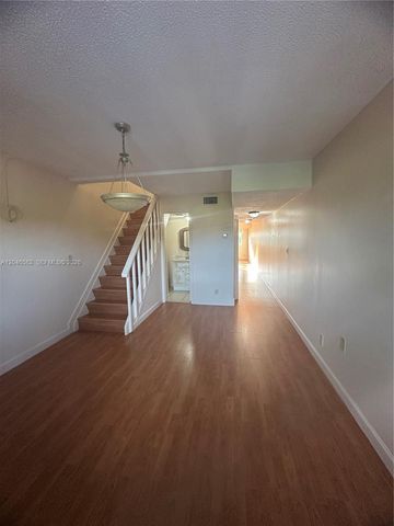 9500 SW 3rd Street 254, Boca Raton, FL 33428