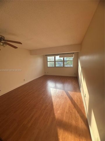 9500 SW 3rd Street 254, Boca Raton, FL 33428