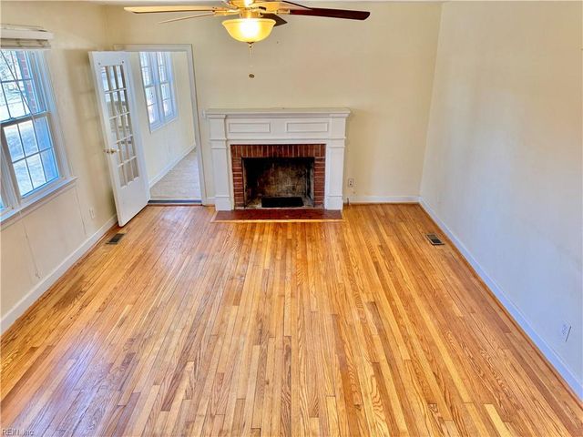 114 Haven DR, Norfolk, VA 23503