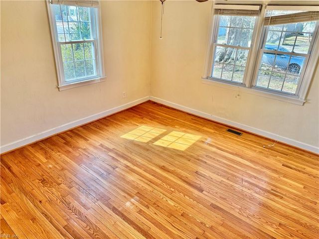 114 Haven DR, Norfolk, VA 23503