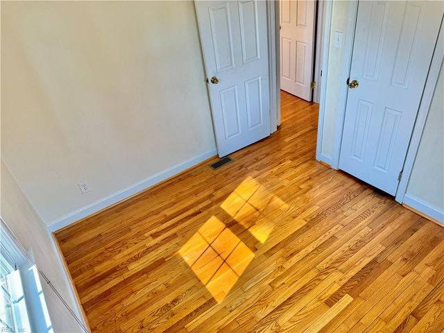 114 Haven DR, Norfolk, VA 23503