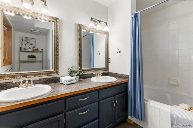 2988 Sunnywood Avenue, Woodland Park, CO 80863