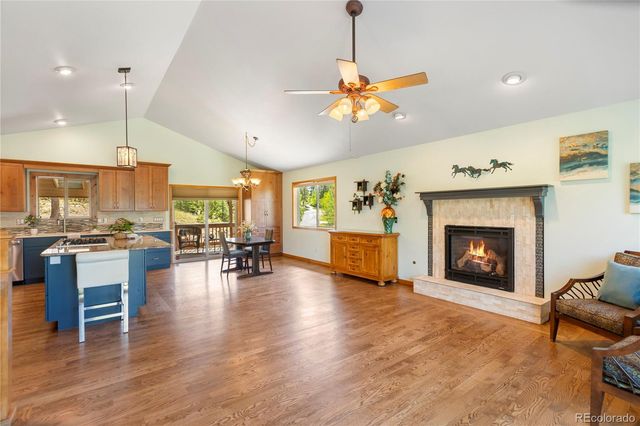 2988 Sunnywood Avenue, Woodland Park, CO 80863