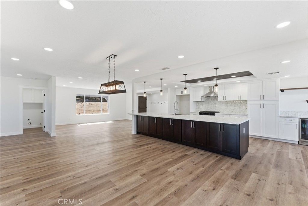 Image 12 of property listing at 20575 Lupine, Apple Valley, CA 92308