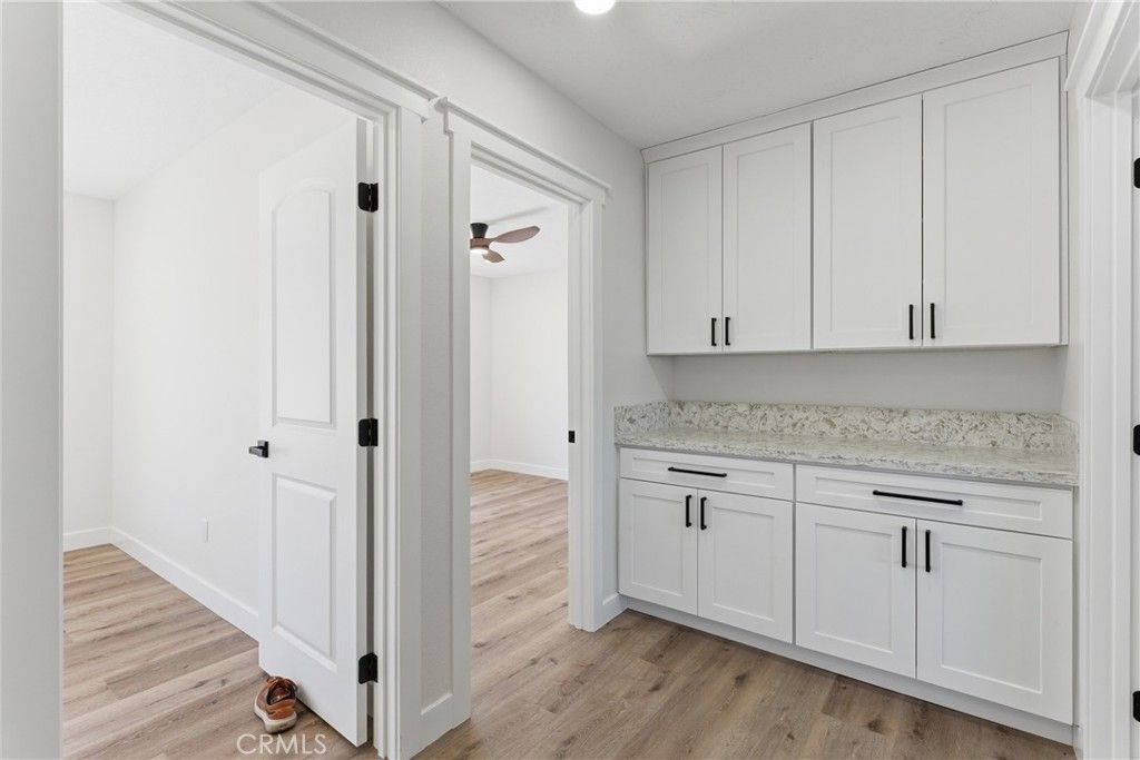 Image 22 of property listing at 20575 Lupine, Apple Valley, CA 92308