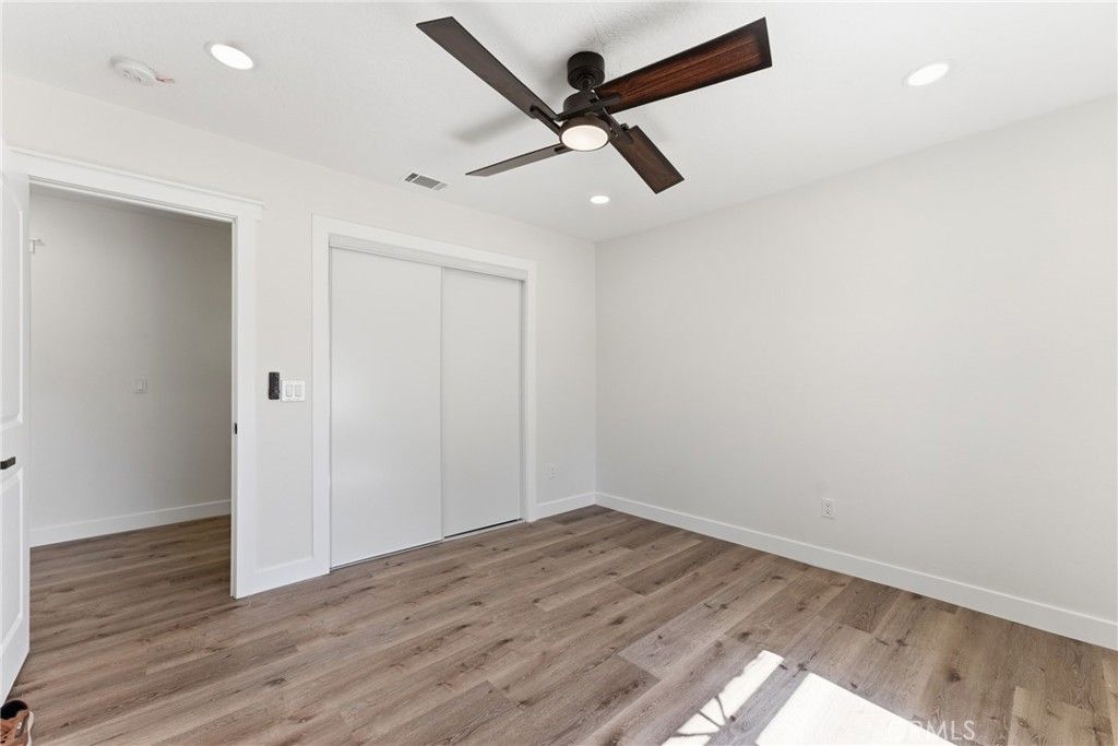 Image 24 of property listing at 20575 Lupine, Apple Valley, CA 92308