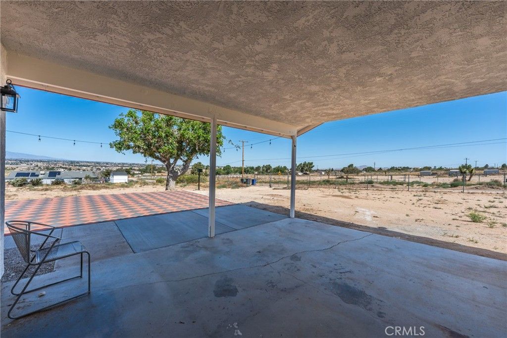 Image 34 of property listing at 20575 Lupine, Apple Valley, CA 92308