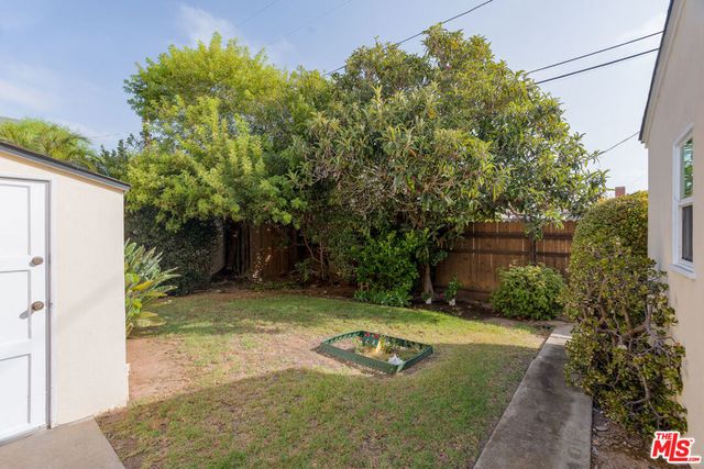 3152 Grand View Boulevard, Los Angeles, CA 90066