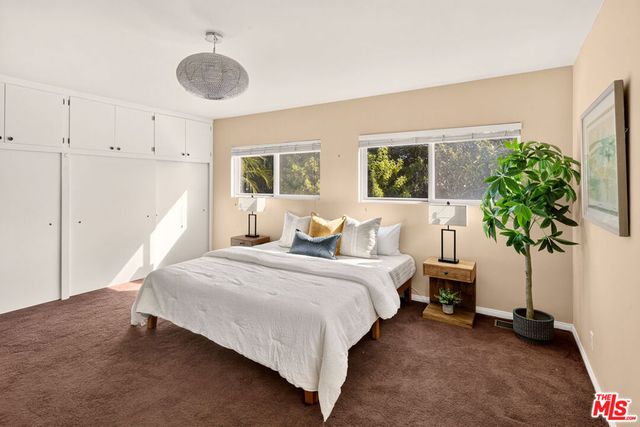 3152 Grand View Boulevard, Los Angeles, CA 90066