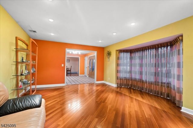 5 Fowler Pl, Montville Twp., NJ 07045