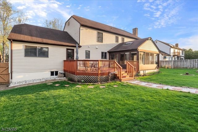 5 Fowler Pl, Montville Twp., NJ 07045