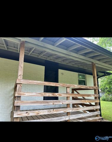 1114 Oakwood Avenue C, Huntsville, AL 35806