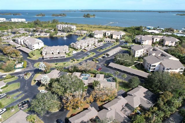 6175 S Mirror Lake Drive 301, Sebastian, FL 32958