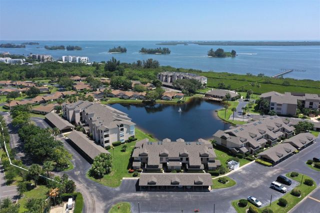 6175 S Mirror Lake Drive 301, Sebastian, FL 32958