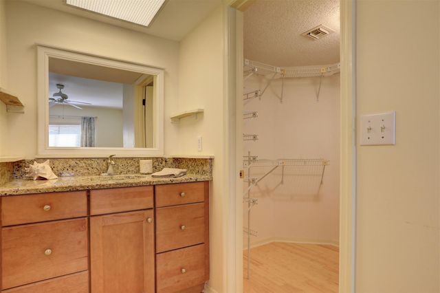 6175 S Mirror Lake Drive 301, Sebastian, FL 32958