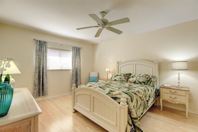 6175 S Mirror Lake Drive 301, Sebastian, FL 32958