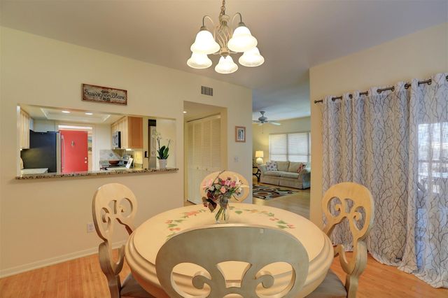 6175 S Mirror Lake Drive 301, Sebastian, FL 32958