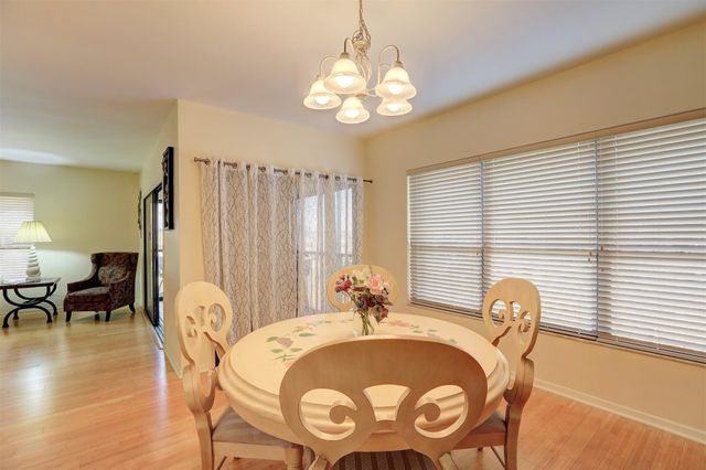 6175 S Mirror Lake Drive 301, Sebastian, FL 32958