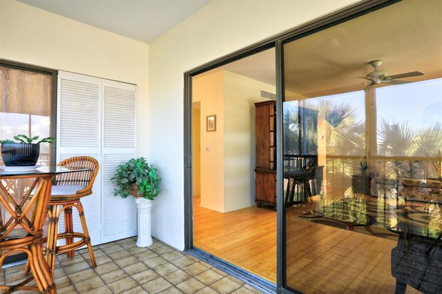 6175 S Mirror Lake Drive 301, Sebastian, FL 32958