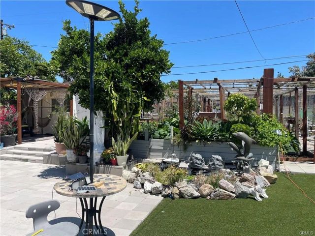 521 S Western Avenue, Santa Ana, CA 92703