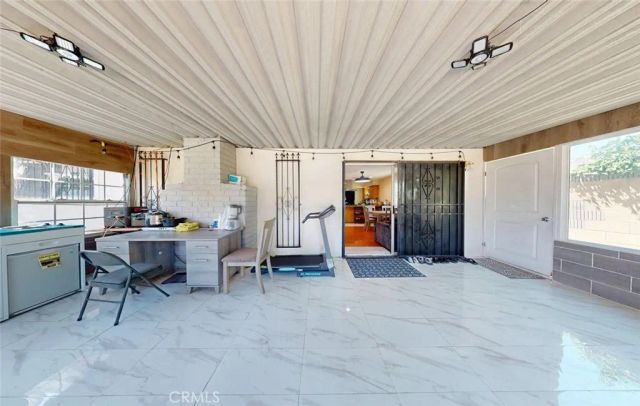521 S Western Avenue, Santa Ana, CA 92703