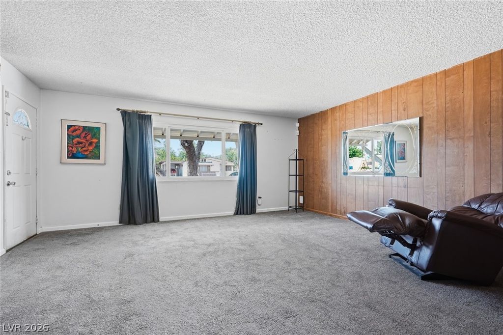 Image 11 of property listing at 3256 Brentwood Street, Las Vegas, NV 89121