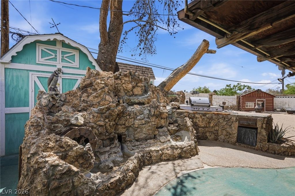 Image 31 of property listing at 3256 Brentwood Street, Las Vegas, NV 89121