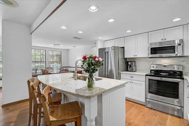3328 TOBERO LANE, Sarasota, FL 34235