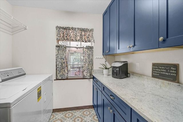 3328 TOBERO LANE, Sarasota, FL 34235