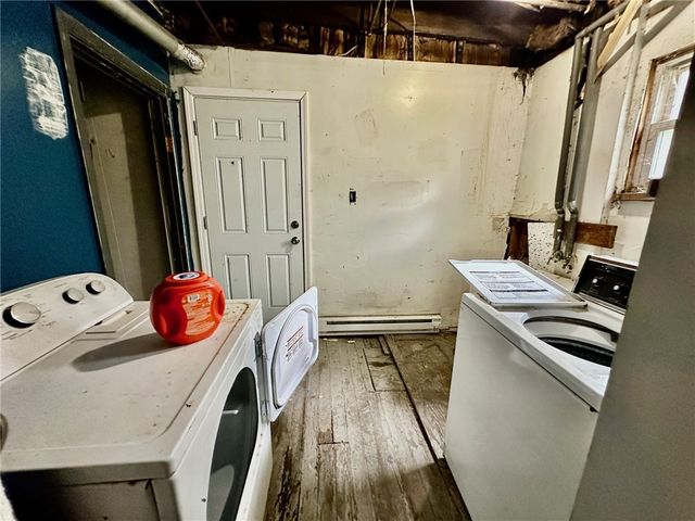 3586 Elmhurst Ave, Brighton Heights, PA 15212