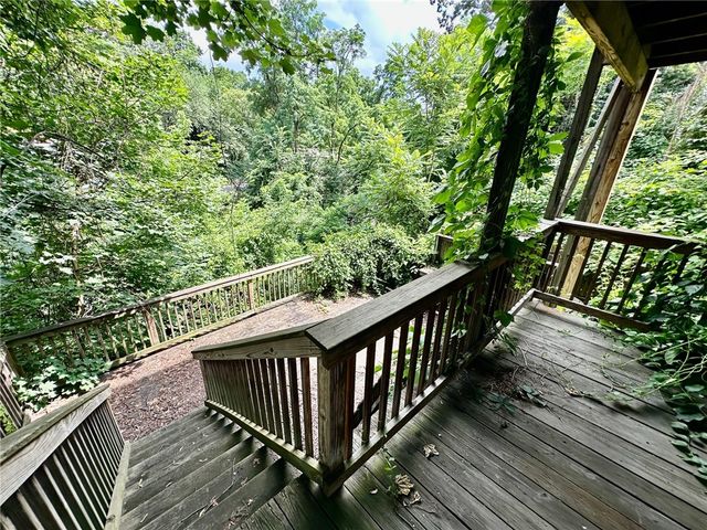 3586 Elmhurst Ave, Brighton Heights, PA 15212