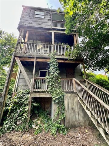 3586 Elmhurst Ave, Brighton Heights, PA 15212