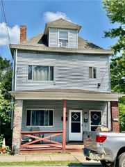 3586 Elmhurst Ave, Brighton Heights, PA 15212