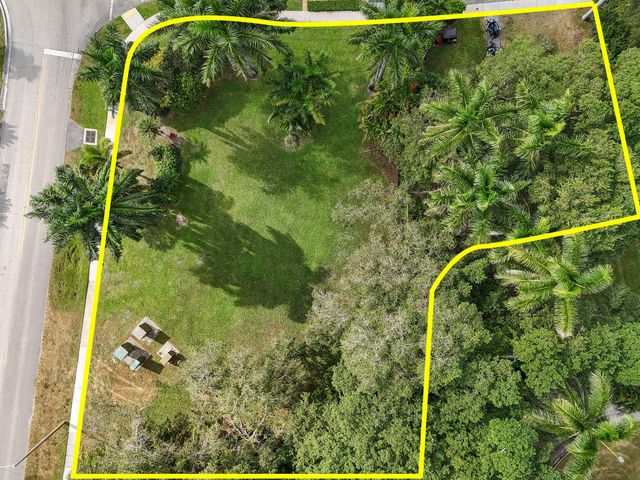 1617 Embassy Drive, West Palm Beach, FL 33401