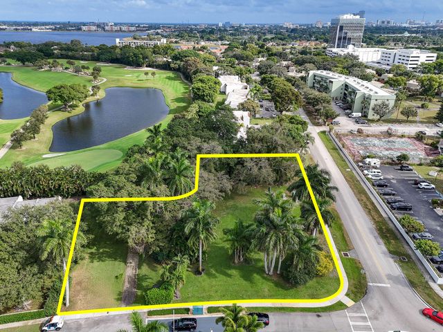 1617 Embassy Drive, West Palm Beach, FL 33401