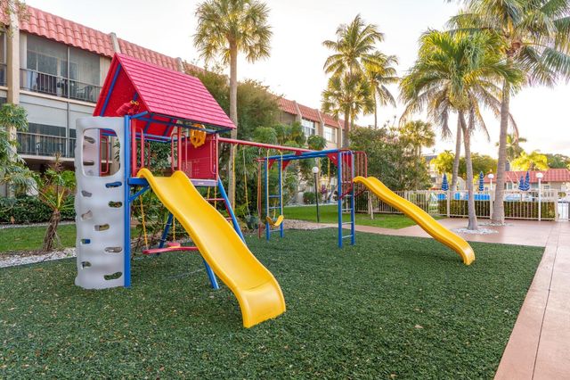 777 S Federal Hy 811-D, Pompano Beach, FL 33062