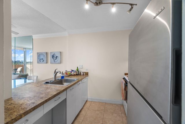 777 S Federal Hy 811-D, Pompano Beach, FL 33062