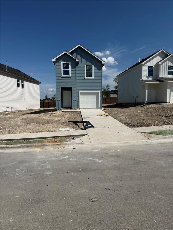 111 Kendall LN, Maxwell, TX 78656