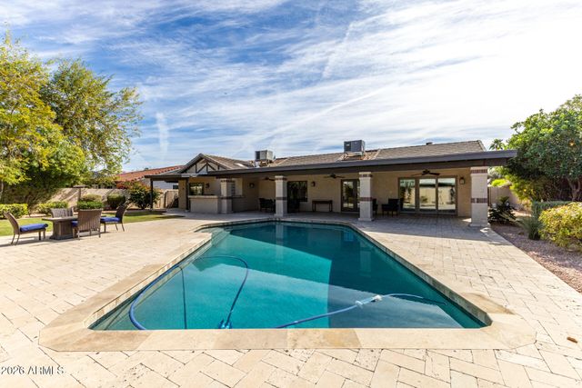 7510 E WINDROSE Drive, Scottsdale, AZ 85260