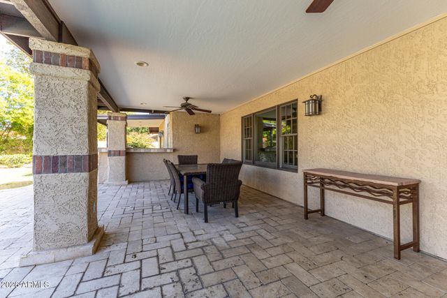 7510 E WINDROSE Drive, Scottsdale, AZ 85260