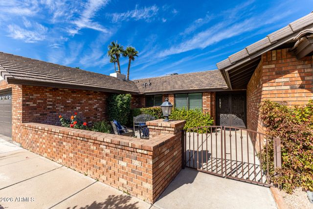 7510 E WINDROSE Drive, Scottsdale, AZ 85260