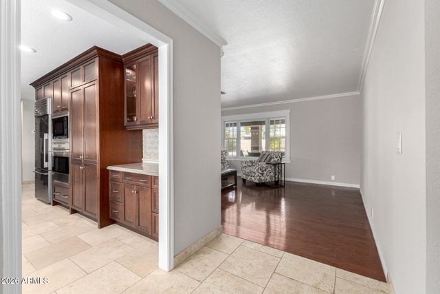 7510 E WINDROSE Drive, Scottsdale, AZ 85260