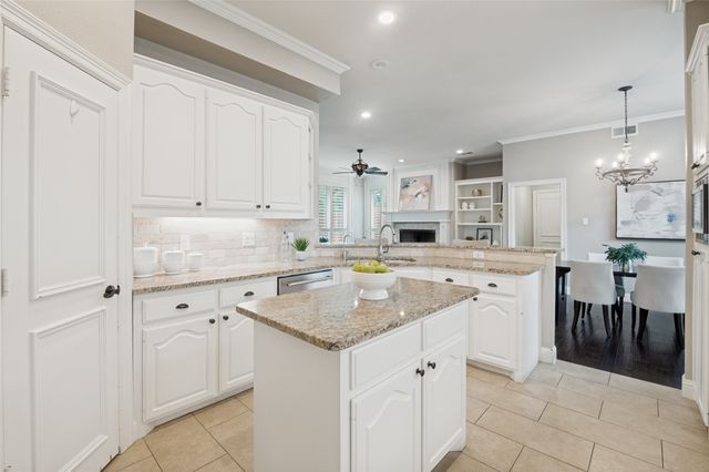 3118 Woodland Heights Circle, Colleyville, TX 76034